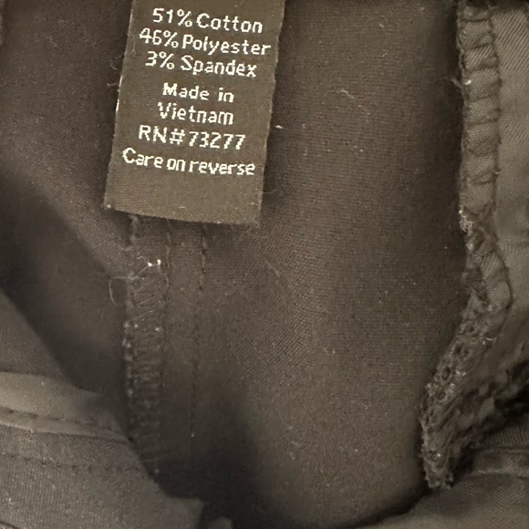 ⚡️5 for $25 item! Apt 9 black work capris size 12P - Picture 5 of 5